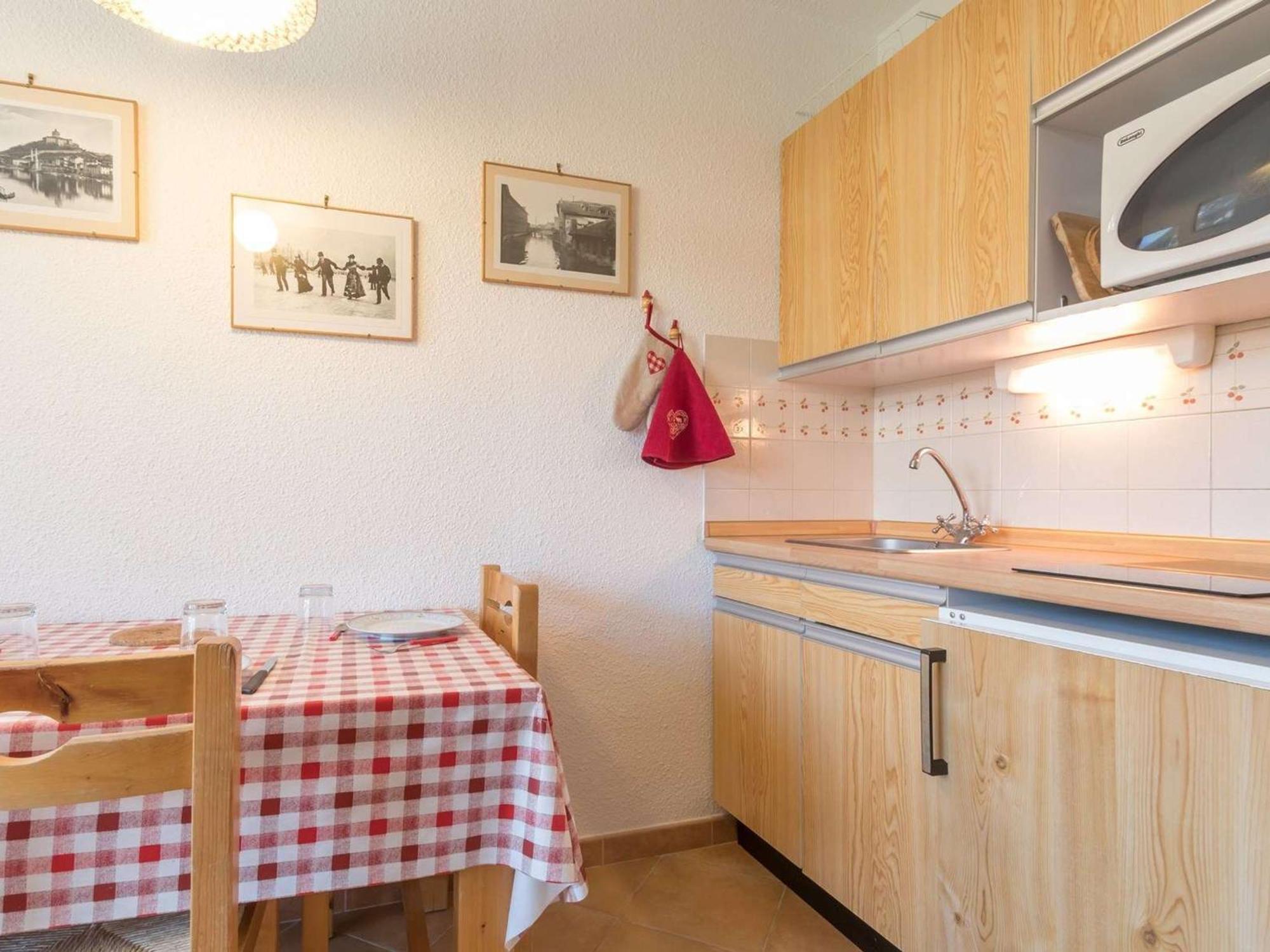Charmant Studio Montgenevre, 3 Pers, Balcon Sud, Proche Pistes - Fr-1-330D-31 Luaran gambar